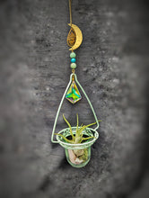 Charger l'image dans la galerie, Suncatcher Moneypit